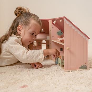 Picture of Wooden portable dollhouse